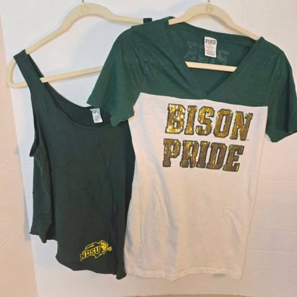 NDSU Set of 2 Bison Green and Gold Logo tops size M